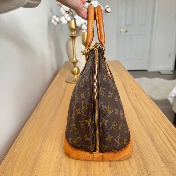 ✅AUTHENTIC✅LOUIS VUITTON ALMA PM - Picture 6 of 14